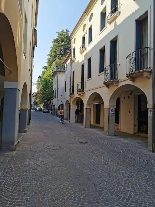 Appartamento Monolocale di charme S. Sofia, sui tetti di Padova Italia