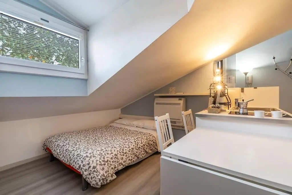 Appartamento Monolocale di charme S. Sofia, sui tetti di Padova 0*,  Italia